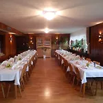 Ξενοδοχείο Landgasthof Zum Pflug 3*