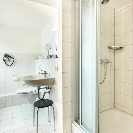 Landgasthof Zum Pflug 3*